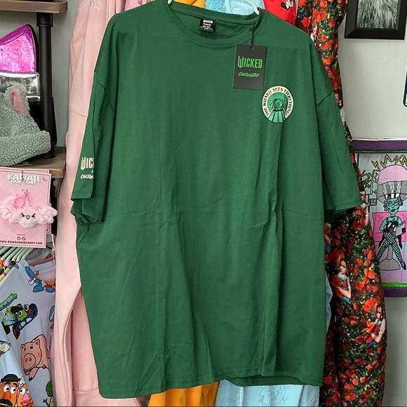 cakeworthy Other - WICKED DROP SLEEVE T-SHIRT